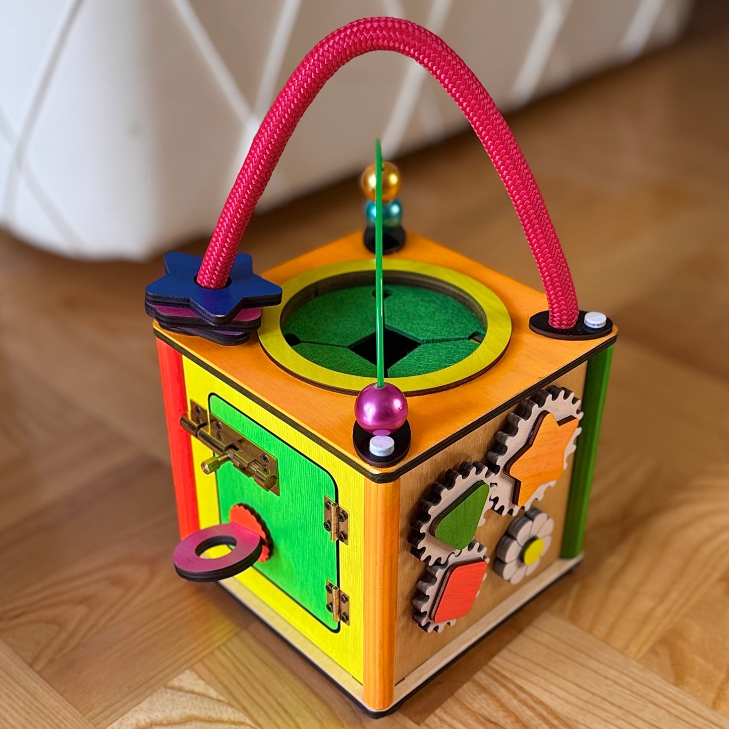 Montesori kocka Babysmart 20x20x16 cm